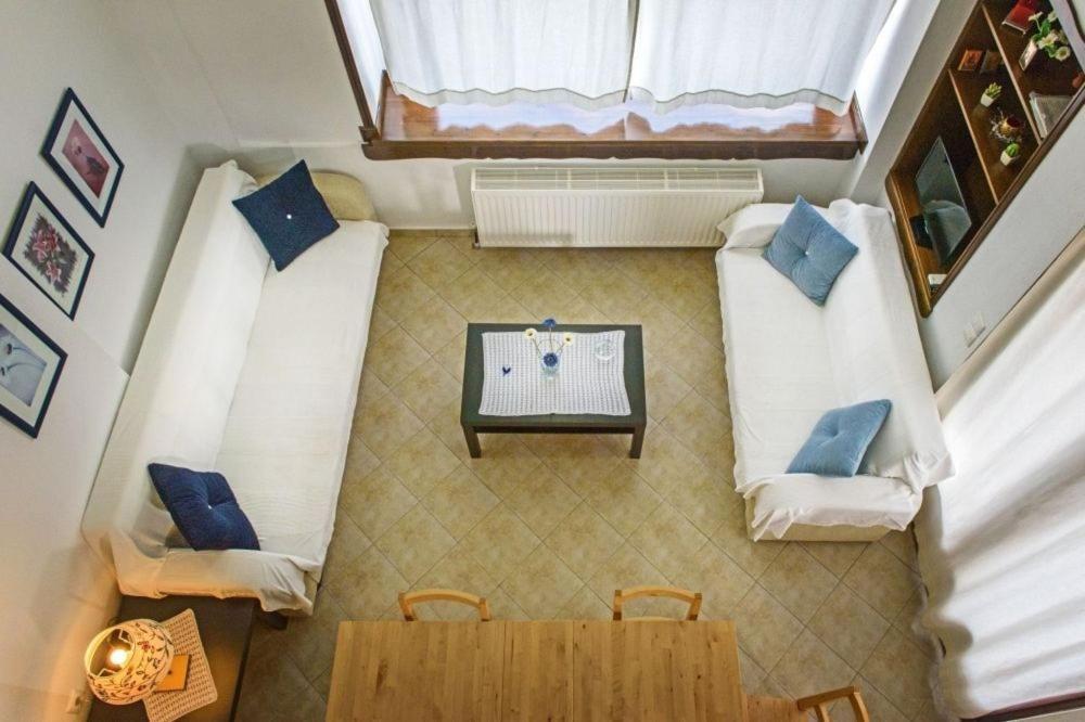 Katevi Luxury Seafront Villa 伊里斯斯 外观 照片